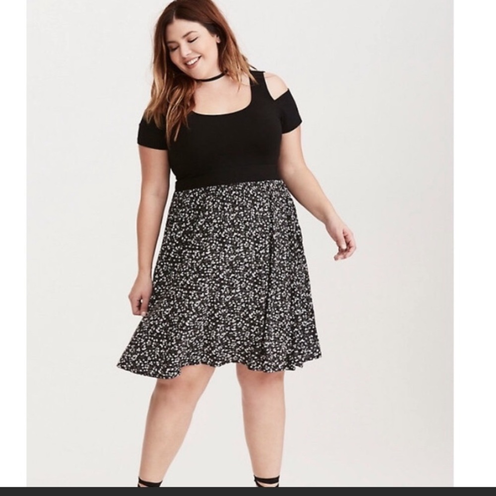 Torrid Black Floral  Cold Shoulder Dress 2X